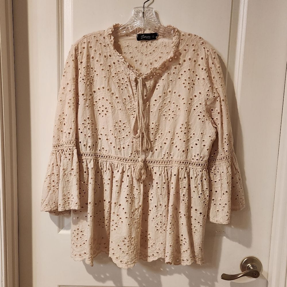 Zenara woman  cream embroidered blouse size large